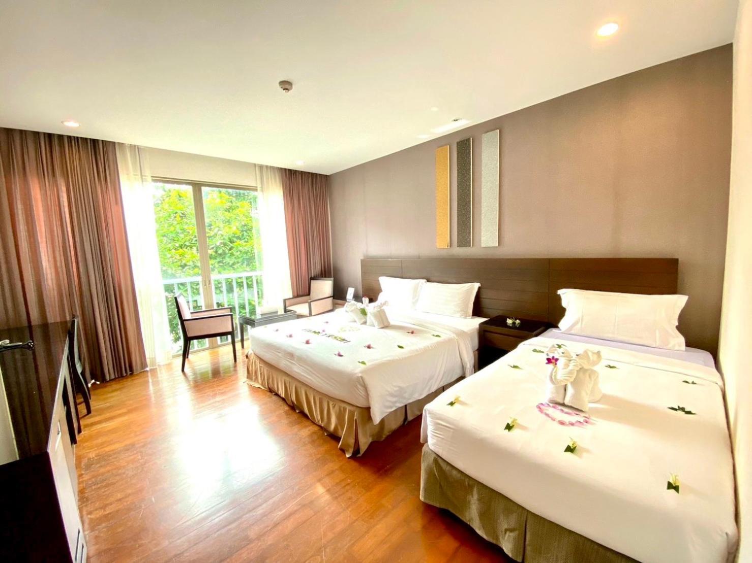 G1 Touch Blue Sky Hotel Kamala Beach Buitenkant foto