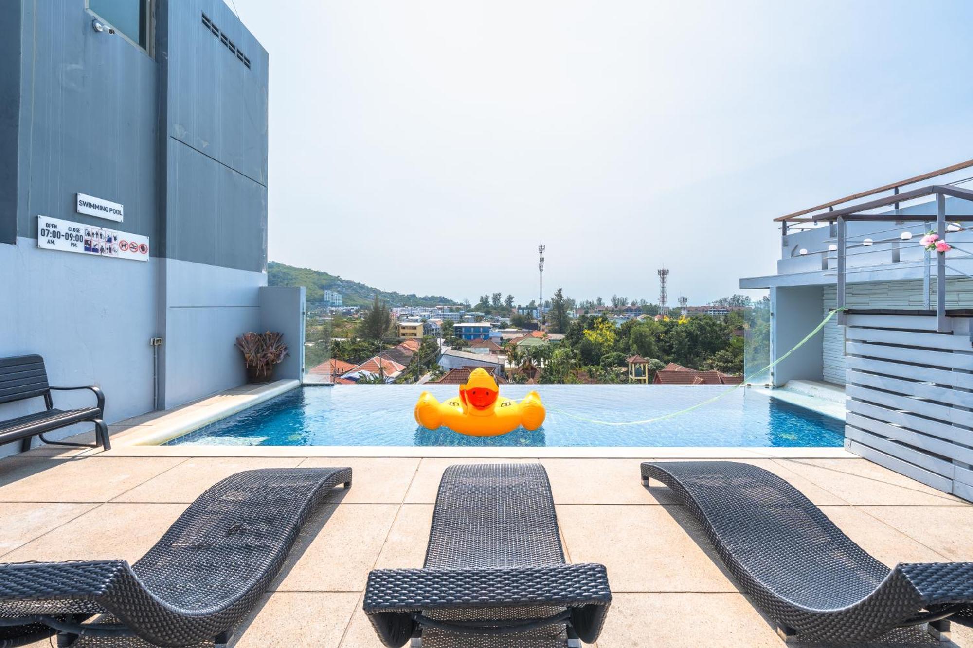 G1 Touch Blue Sky Hotel Kamala Beach Buitenkant foto